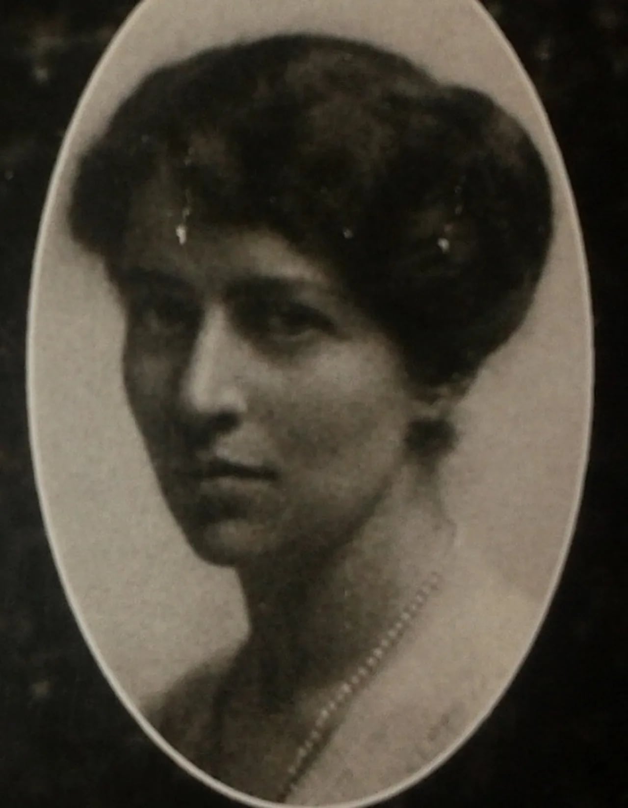 Porträt von Lillian Daphne de Lissa (1885–1967) – Gedenkseite