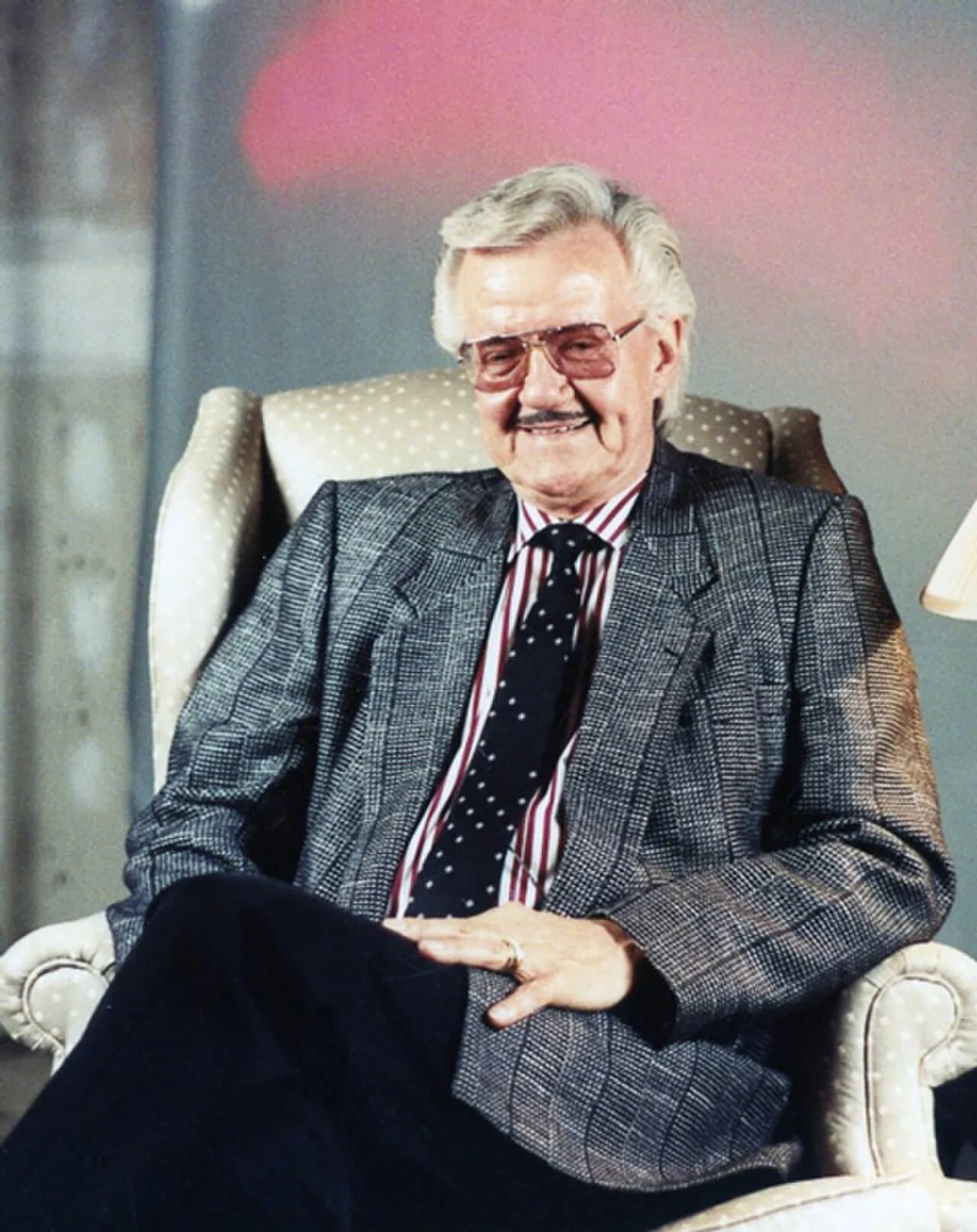 Portrait of J. D. Sumner (1924–1998) – memorial page