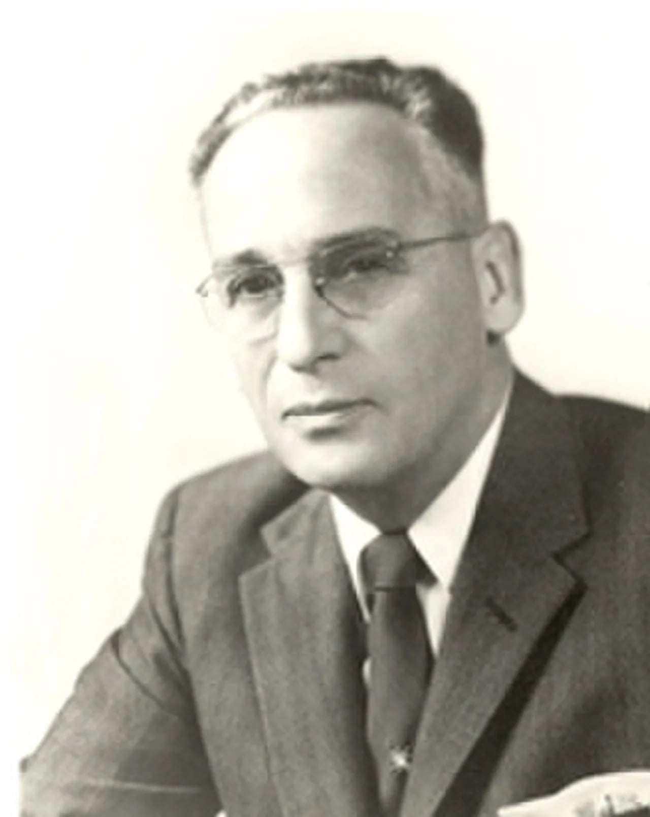 Porträt von James B. Utt (1899–1970) – Gedenkseite