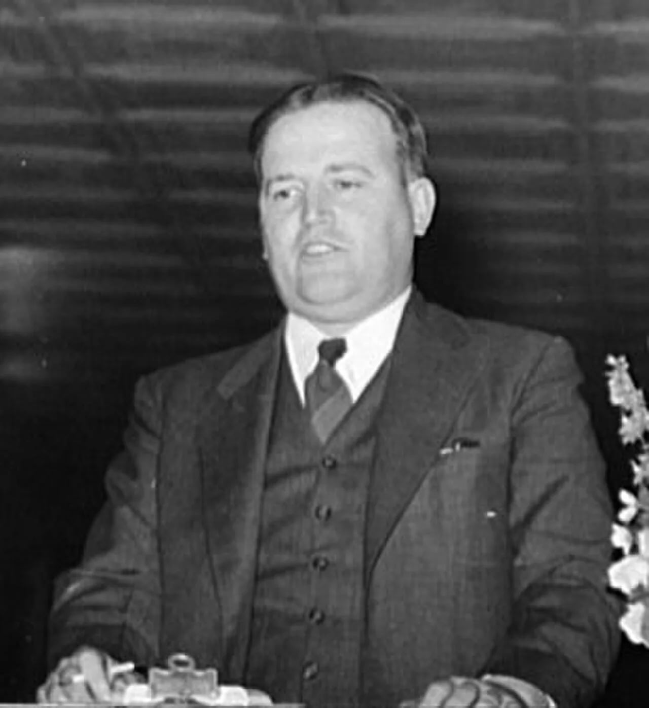 Portrait of James H. Morrison (1908–2000) – memorial page