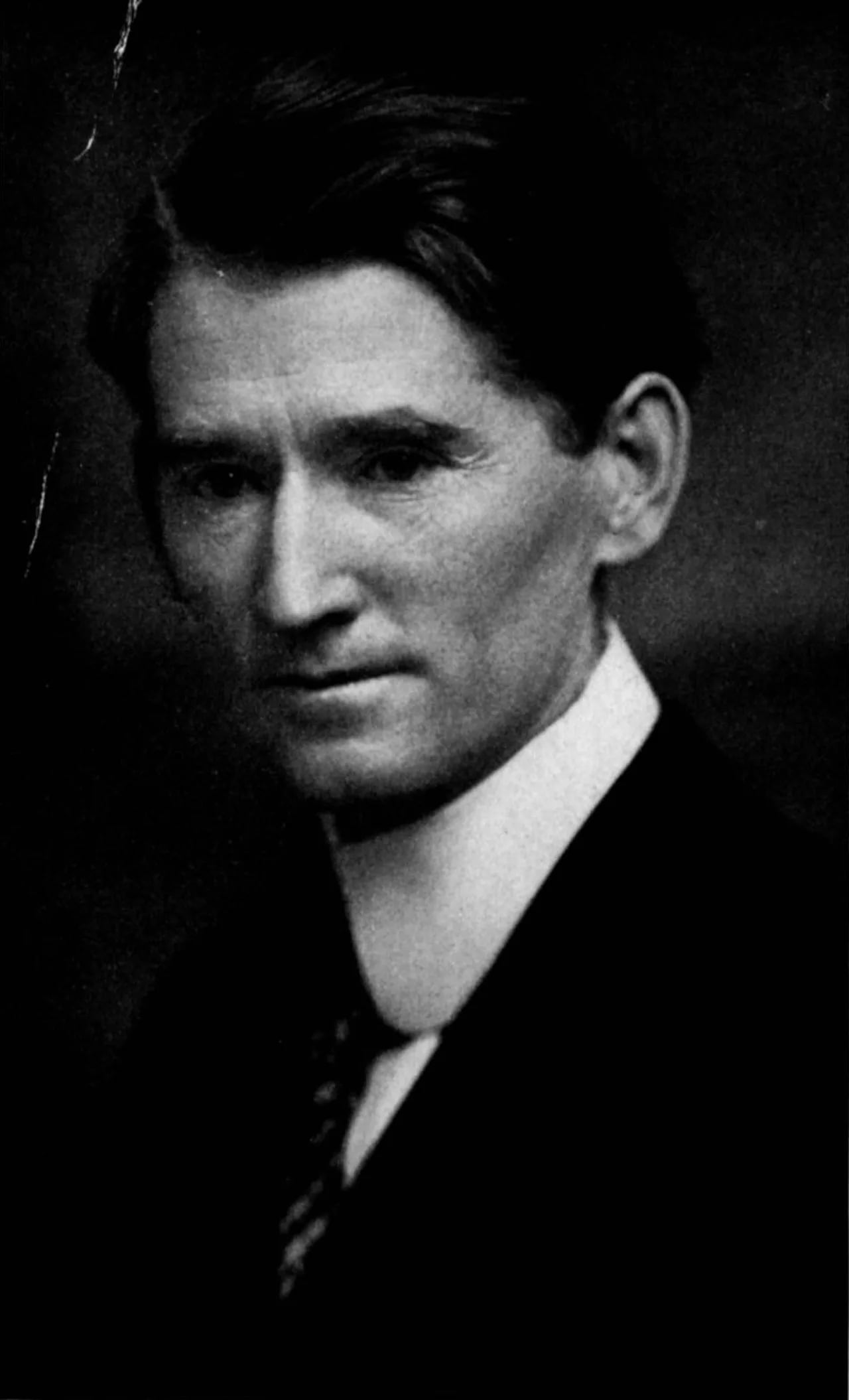 Portrait of James Manahan (1866–1932) – memorial page