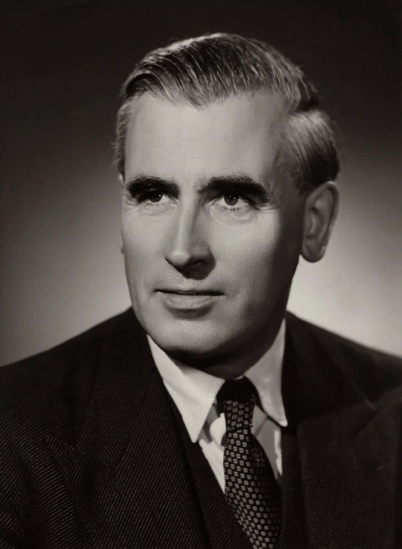 Portrait of James Thomas, 1. Viscount Cilcennin (1903–1960) – memorial page