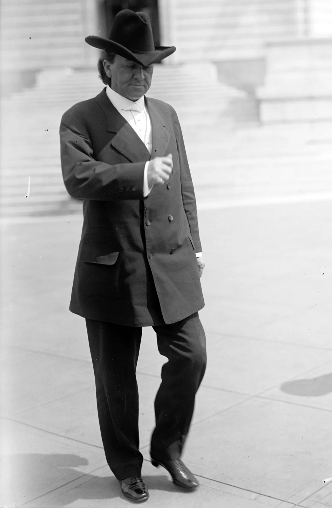 Portrait of James Walter Elder (1882–1941) – memorial page