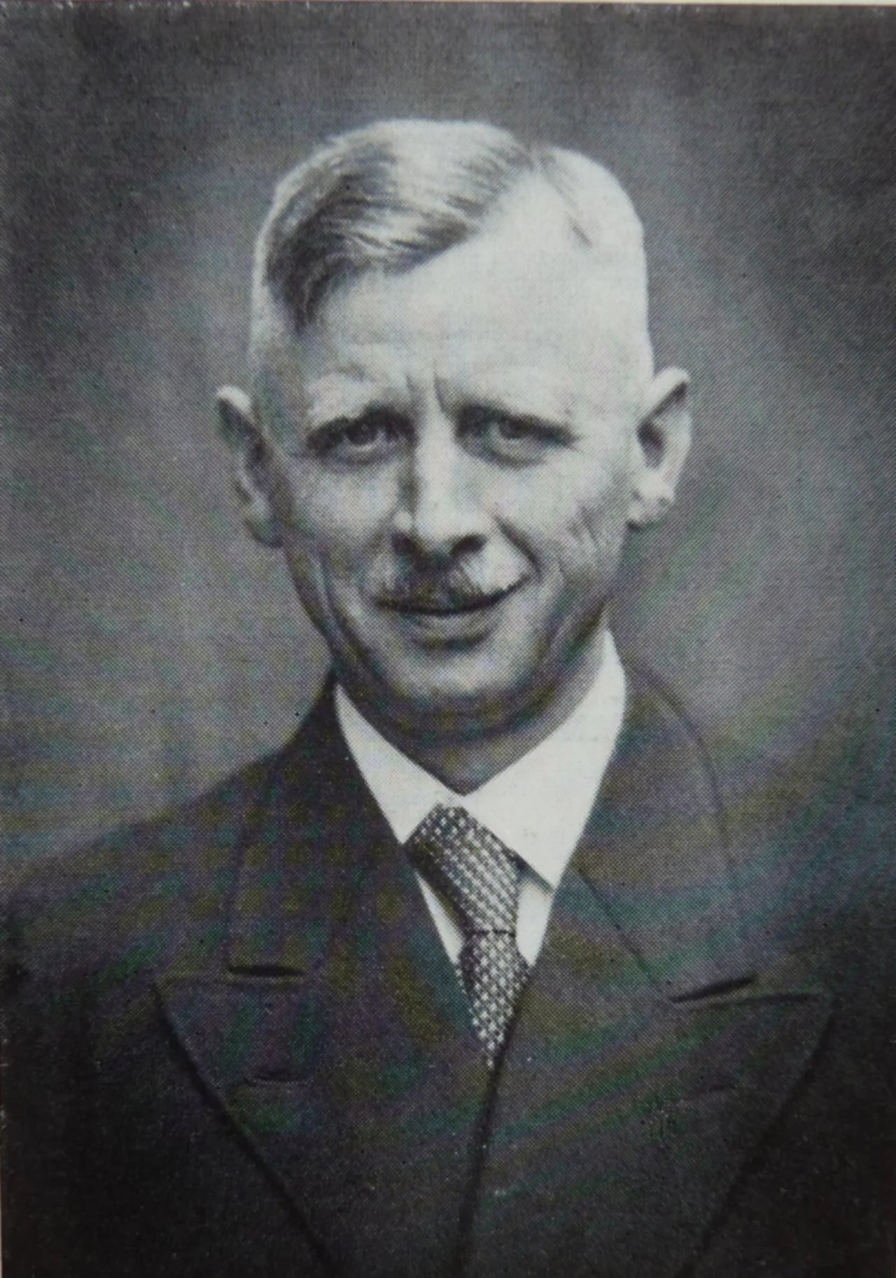 Portrait of Friedrich-Wilhelm Ande (1885–1945) – memorial page