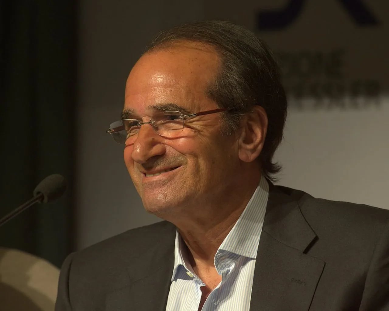 Porträt von Jean-Paul Fitoussi (1942–2022) – Gedenkseite