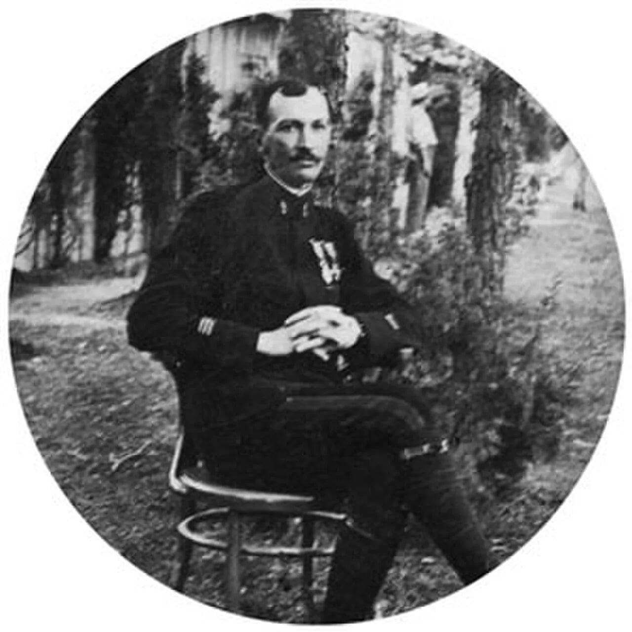 Portrait of René Guichard (1880–1974) – memorial page