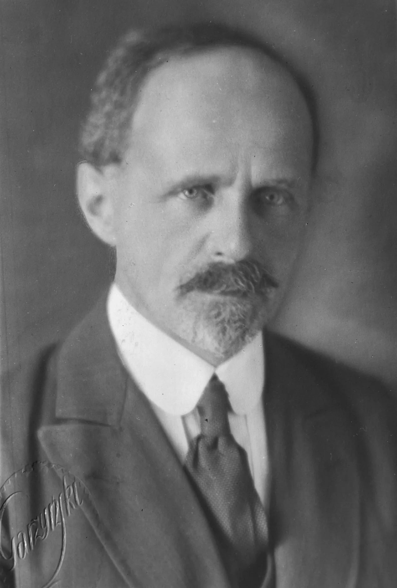 Portrait of Władysław Konopczyński (1880–1952) – memorial page
