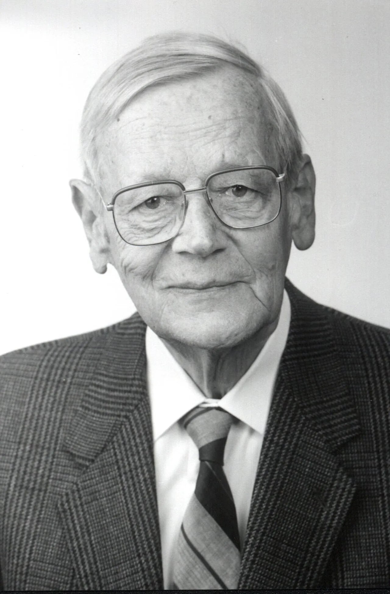 Portrait of Roland Brückner (1912–1996) – memorial page