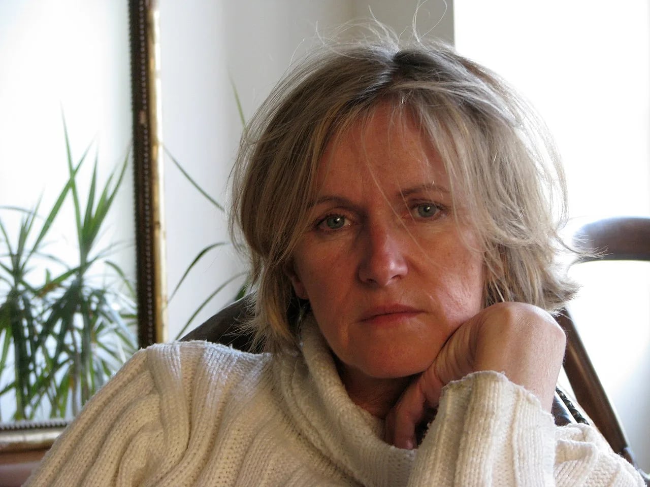 Portrait of Anne Bert (1958–2017) – memorial page
