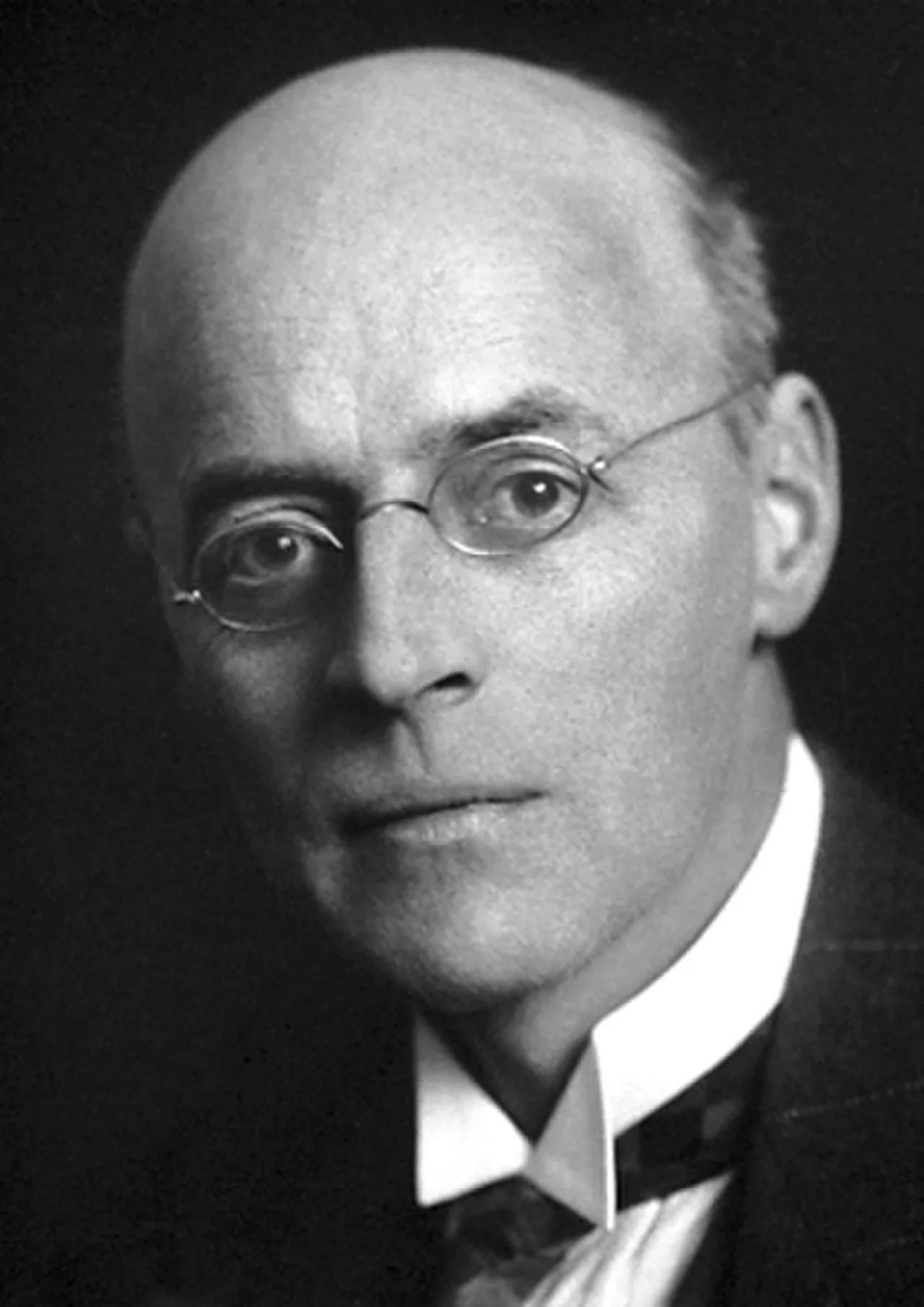 Portrait of Owen Willans Richardson (1879–1959) – memorial page