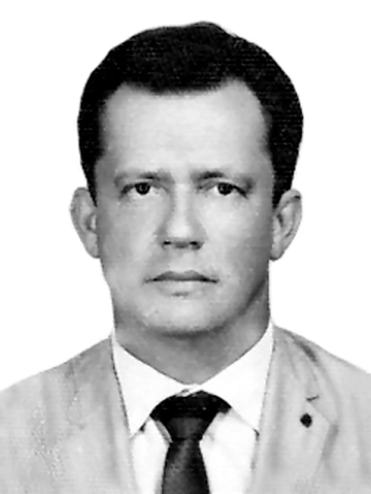 Porträt von Edvaldo de Oliveira Flores (1919–2006) – Gedenkseite