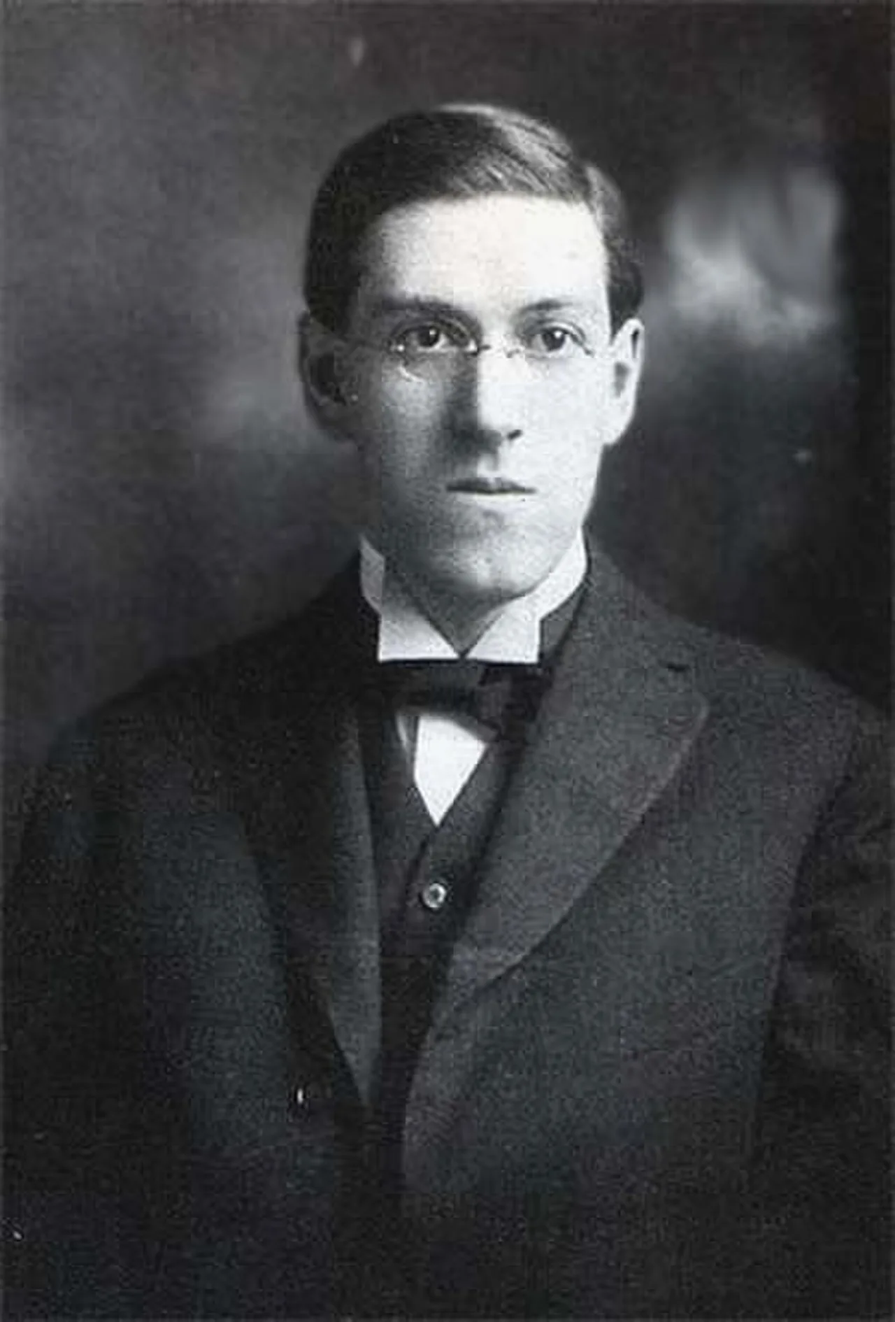 Portrait of H. P. Lovecraft (1890–1937) – memorial page