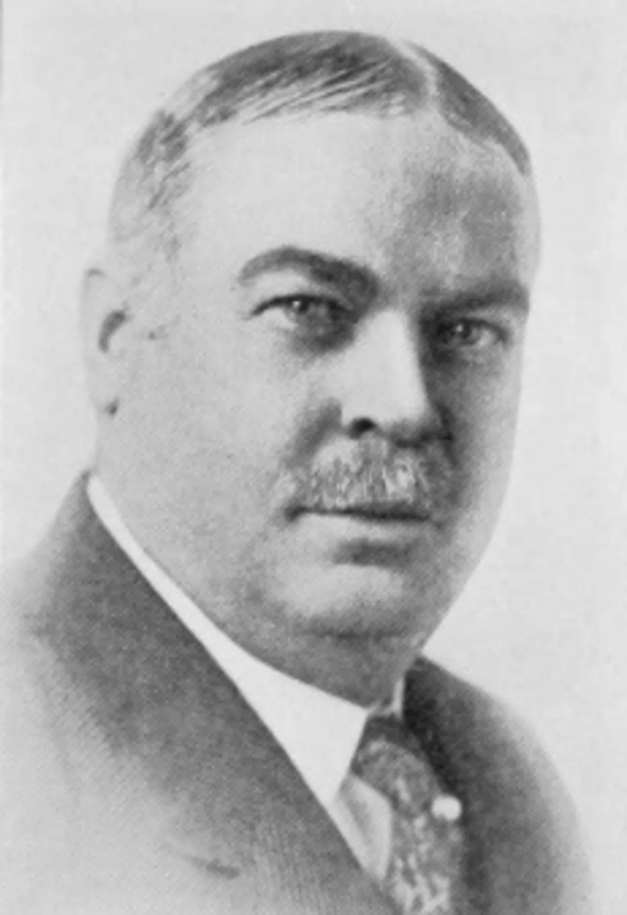 Portrait of H. L. Lewman (1866–1917) – memorial page