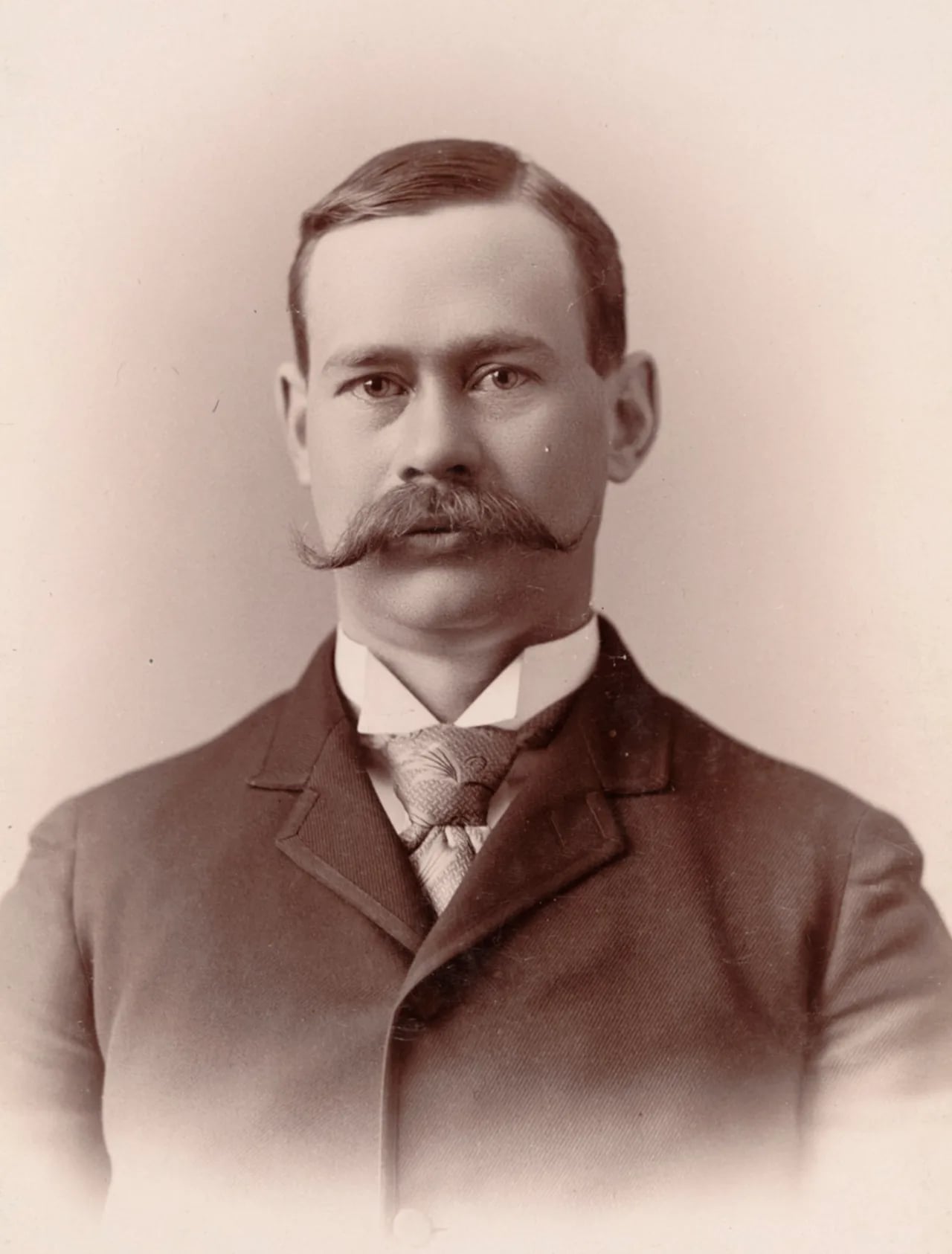 Porträt von George R. Jones (1862–1936) – Gedenkseite