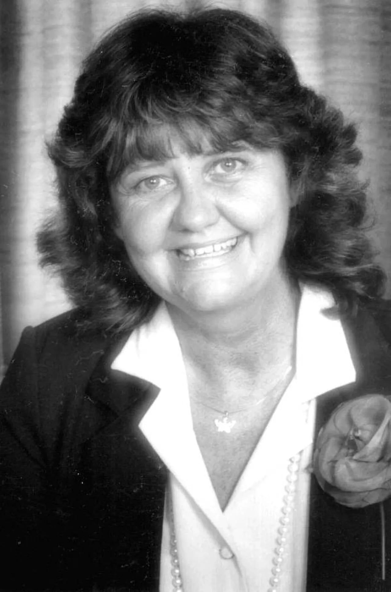 Porträt von Carol Hanson (1934–2017) – Gedenkseite