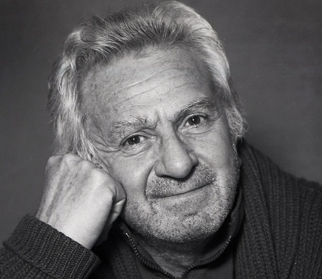Portrait of John Bluthal (1929–2018) – memorial page