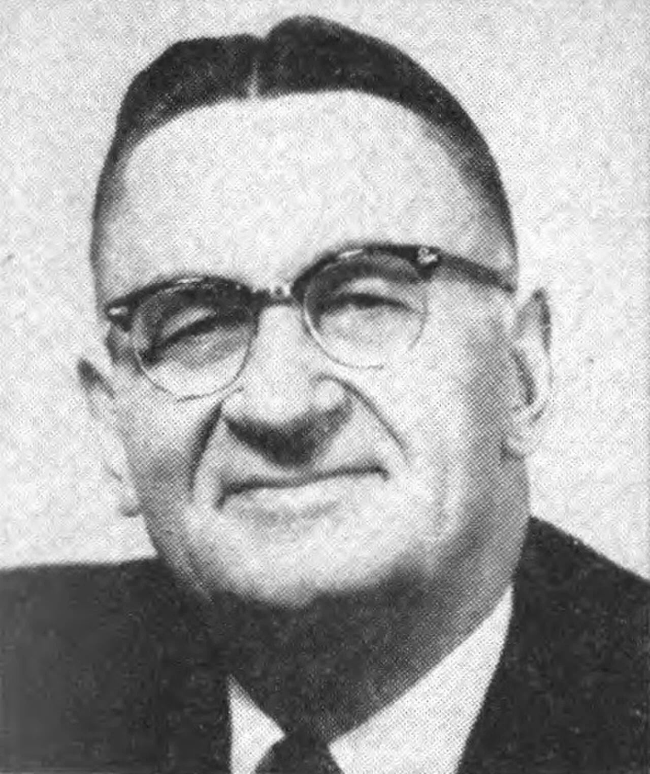 Portrait of John Chenoweth (1897–1986) – memorial page