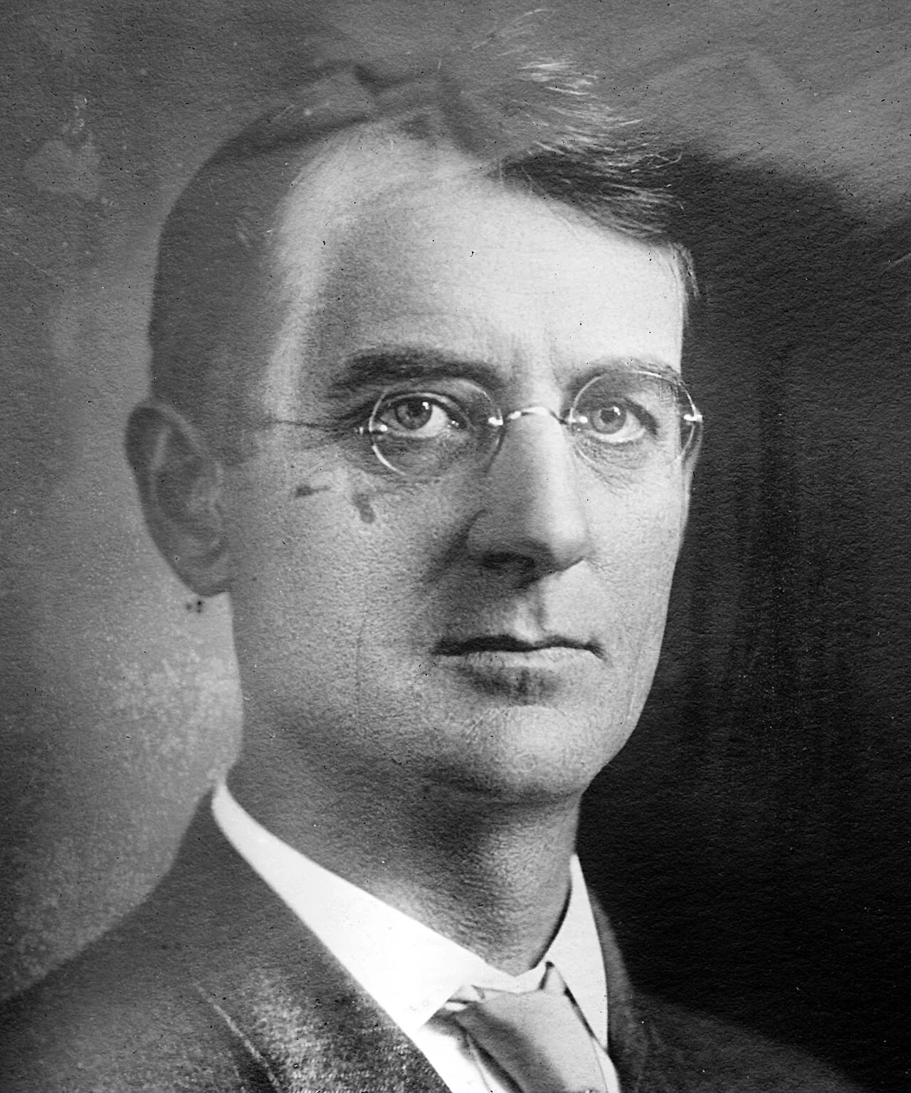 Porträt von John D. Fredericks (1869–1945) – Gedenkseite
