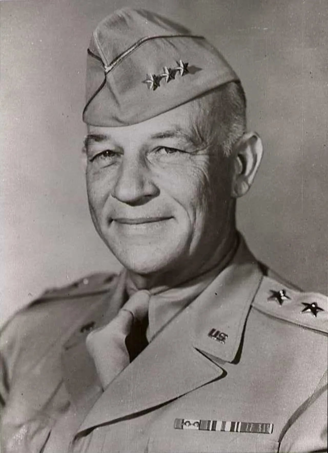 Portrait of John E. Hull (1895–1975) – memorial page