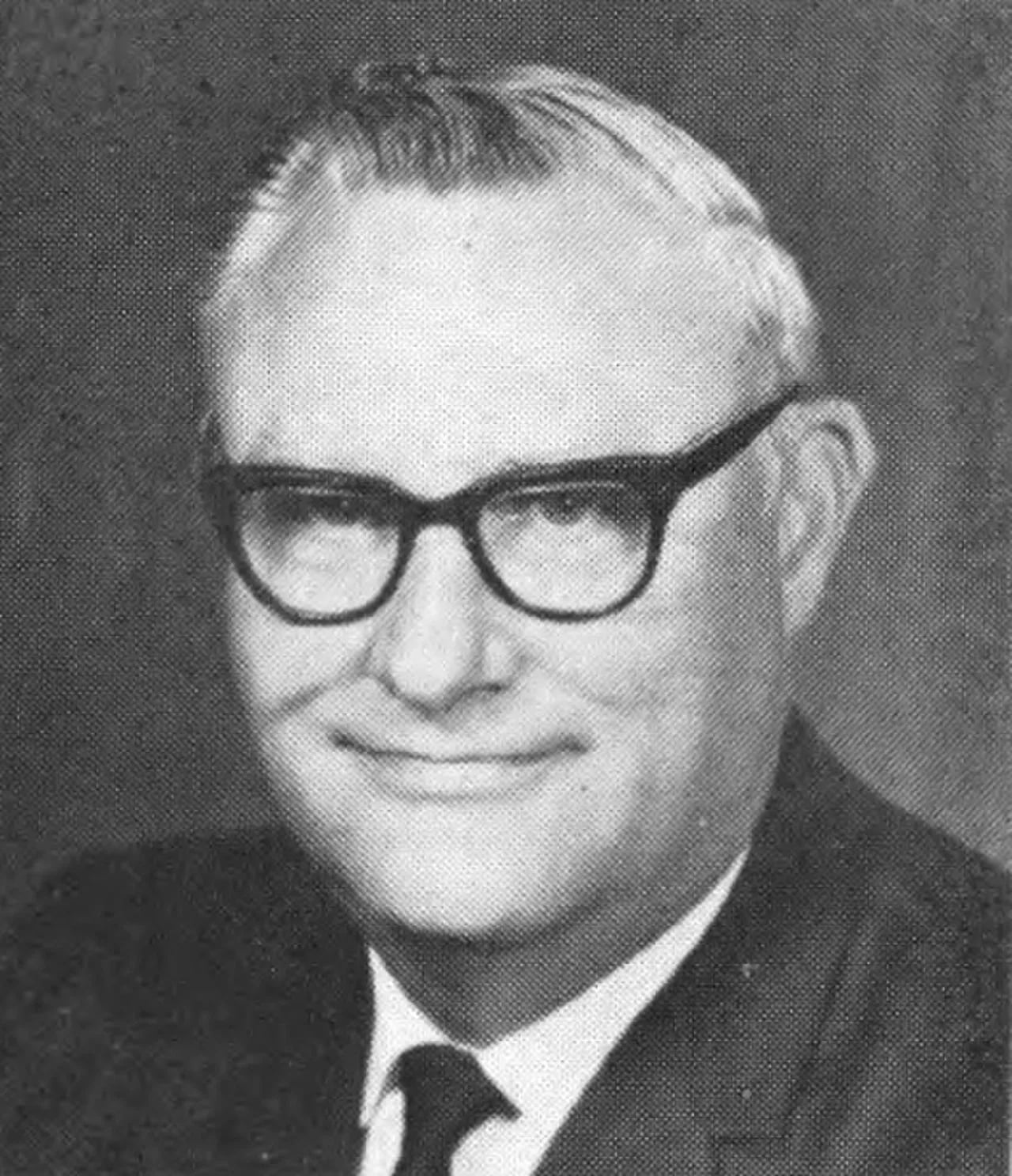 Portrait of John Henry Kyl (1919–2002) – memorial page