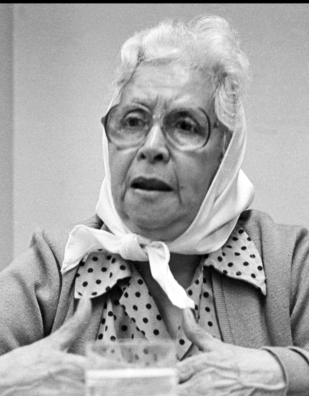 Porträt von María Adela Gard de Antokoletz (1911–2002) – Gedenkseite