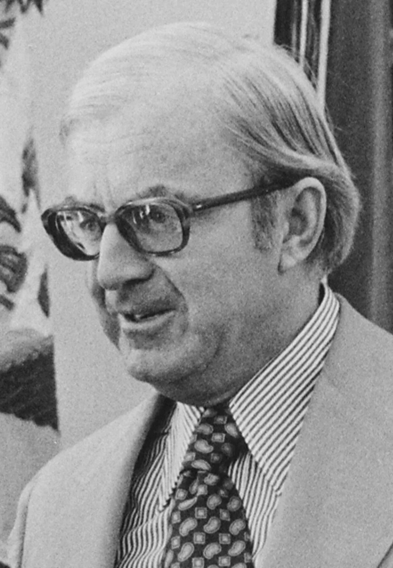 Porträt von John McLaughlin (1927–2016) – Gedenkseite