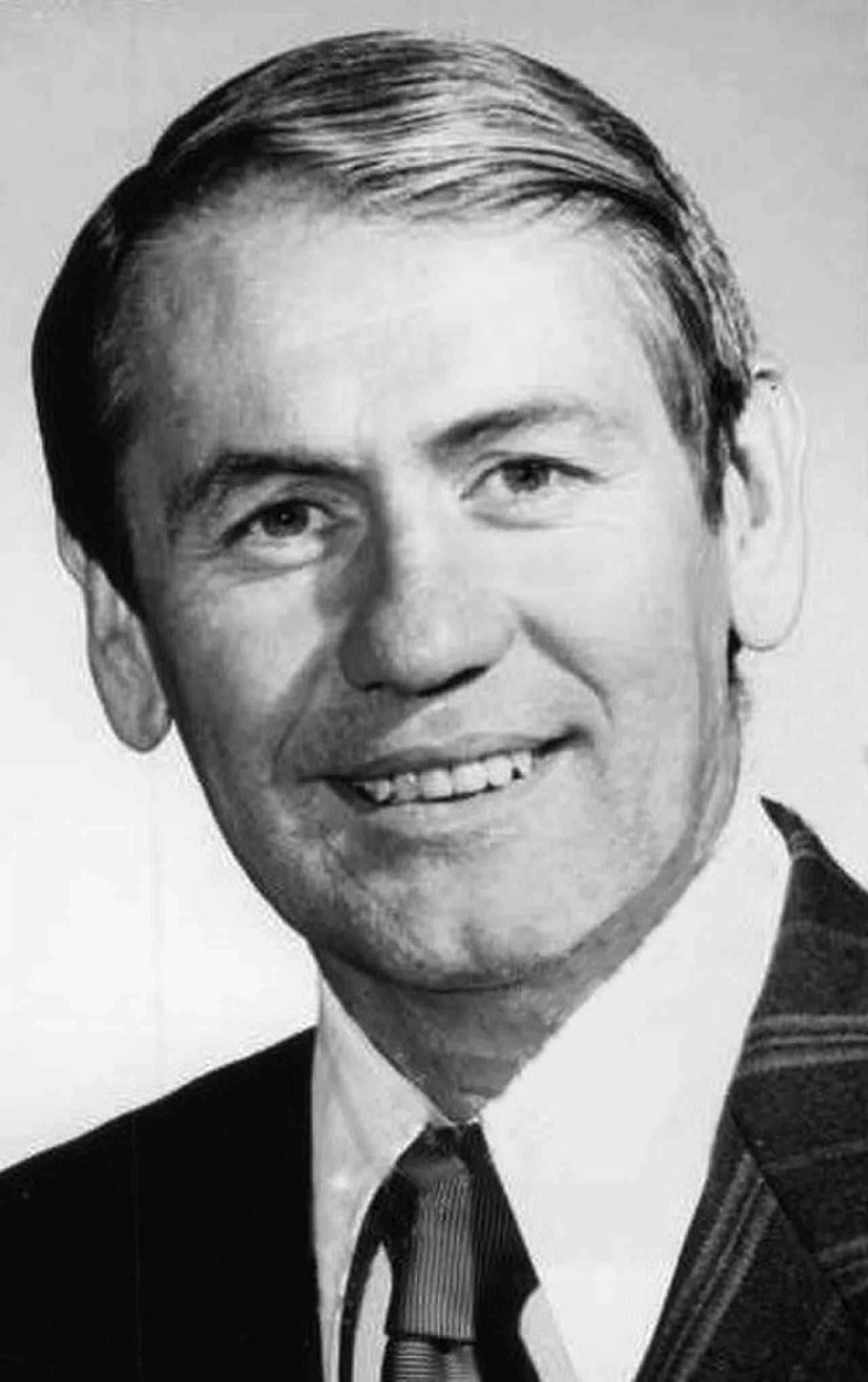 Porträt von John Muckler (1934–2021) – Gedenkseite