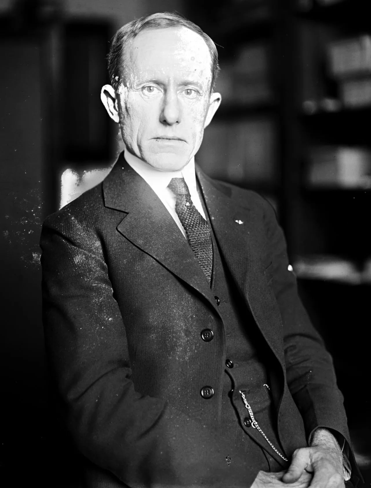Portrait of John N. Sandlin (1872–1957) – memorial page
