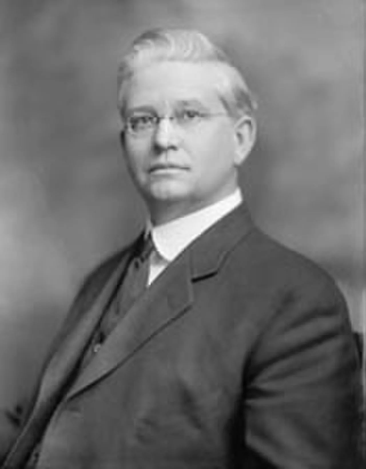 Portrait of John William Abercrombie (1866–1940) – memorial page