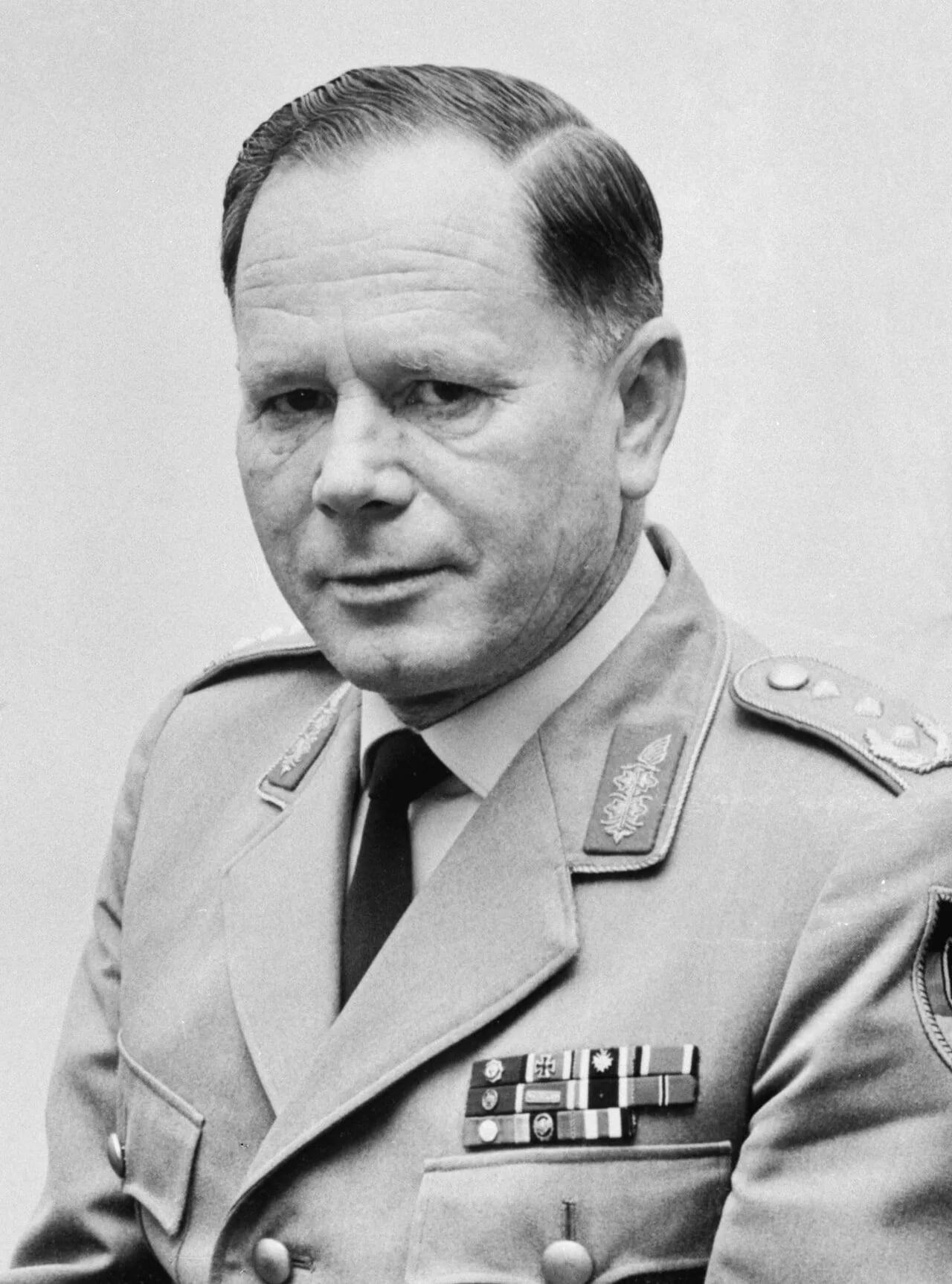 Portrait of Josef Moll (1908–1989) – memorial page