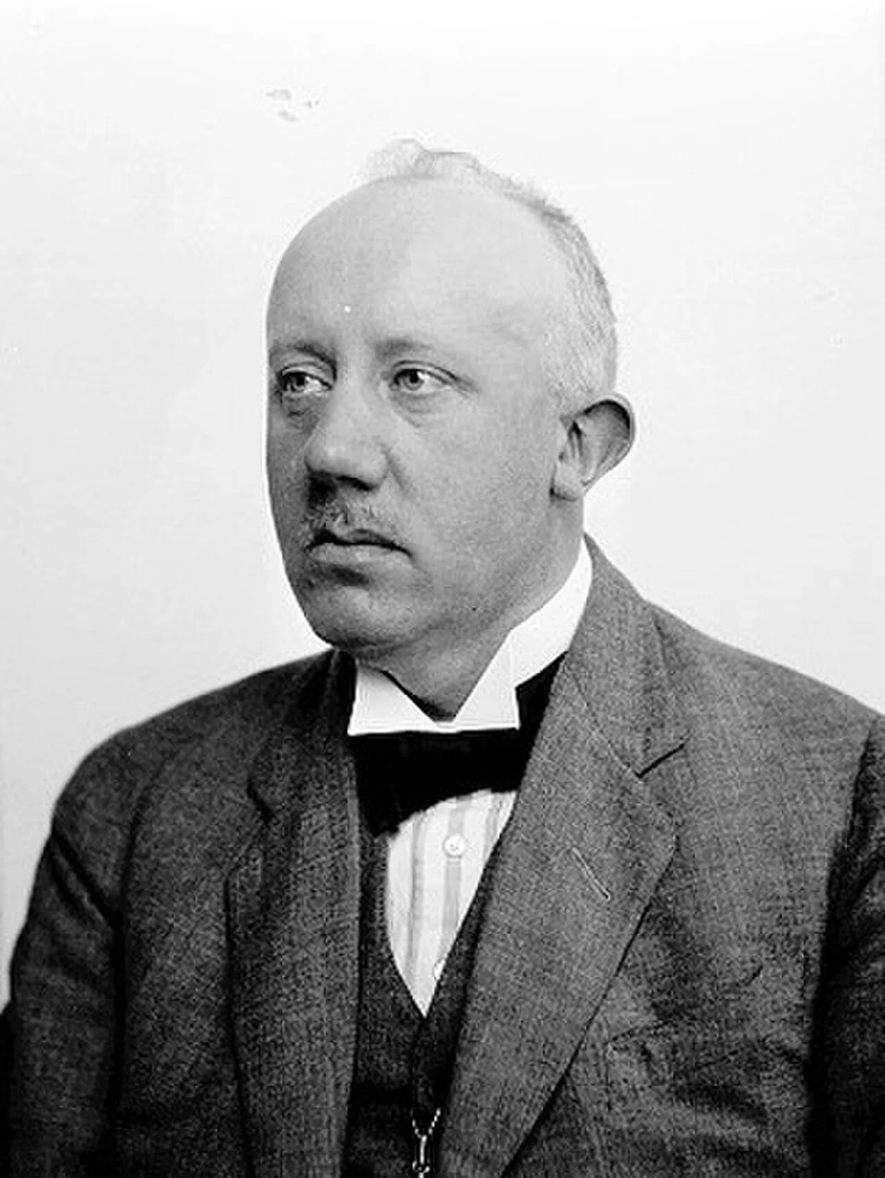 Porträt von Einar Hustad (1879–1935) – Gedenkseite