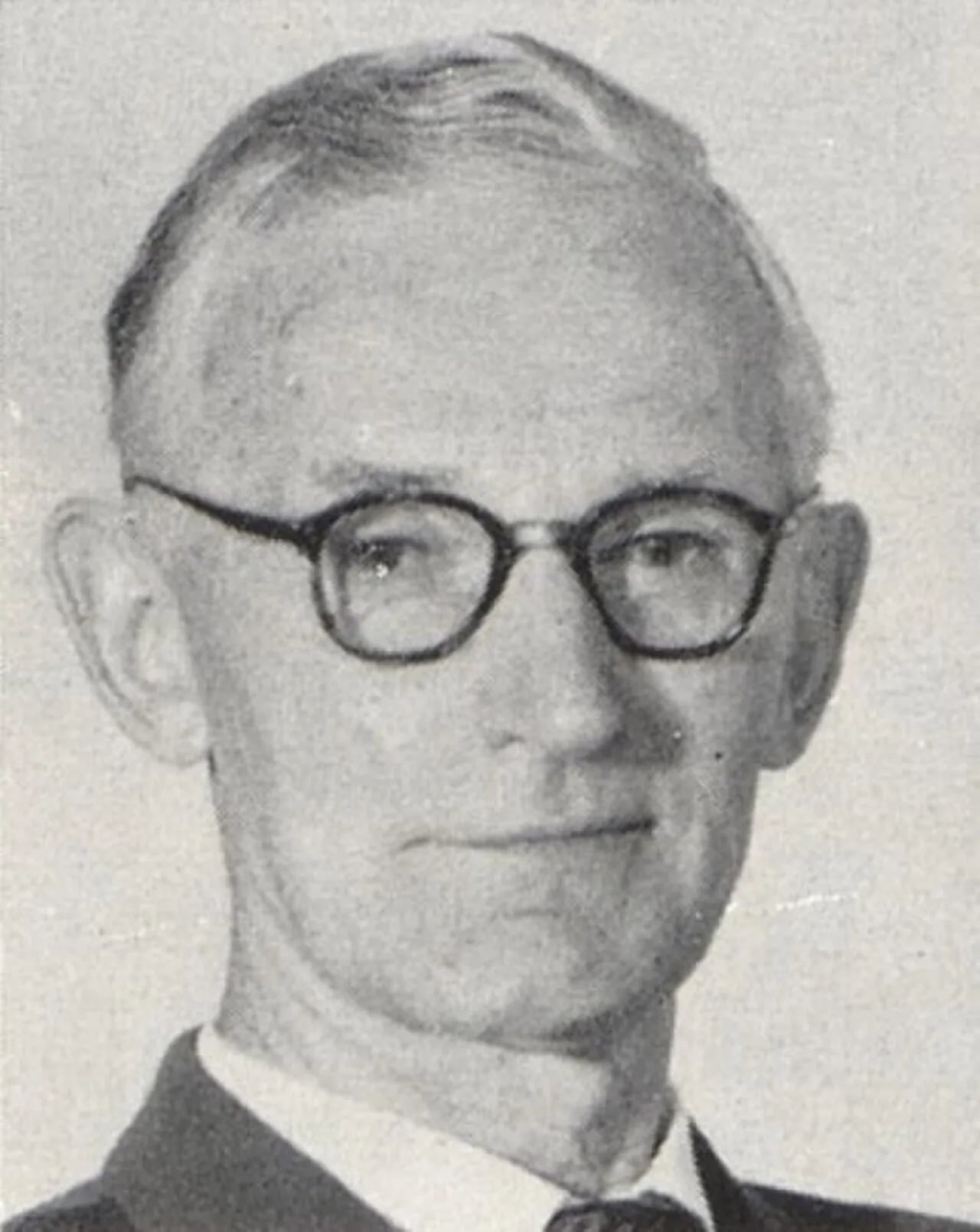 Portrait of Bjarne Hvoslef (1890–1989) – memorial page