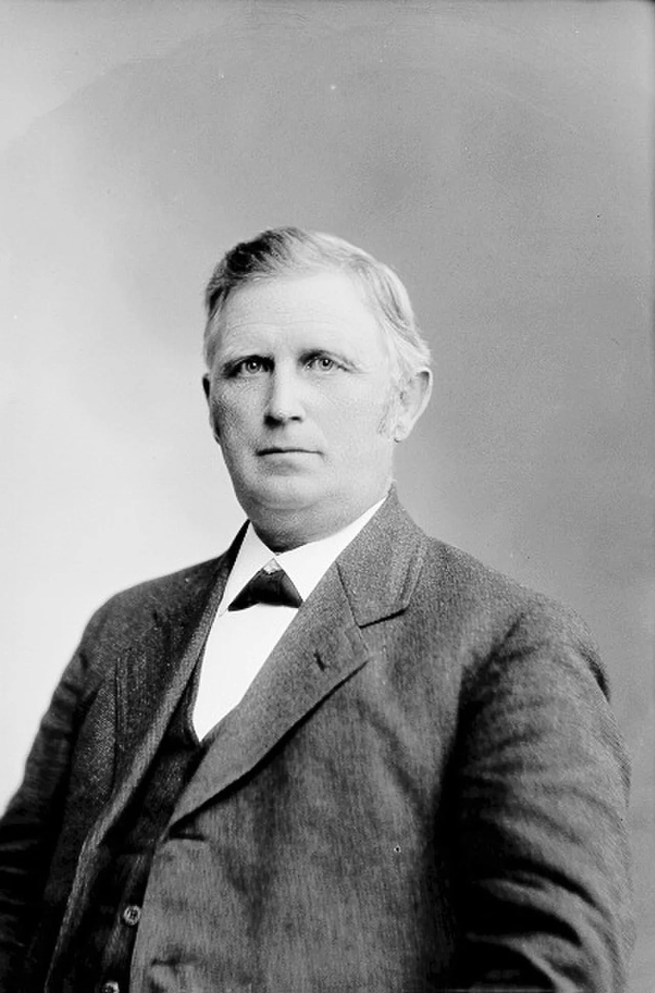 Portrait of Haakon Rochseth (1858–1937) – memorial page