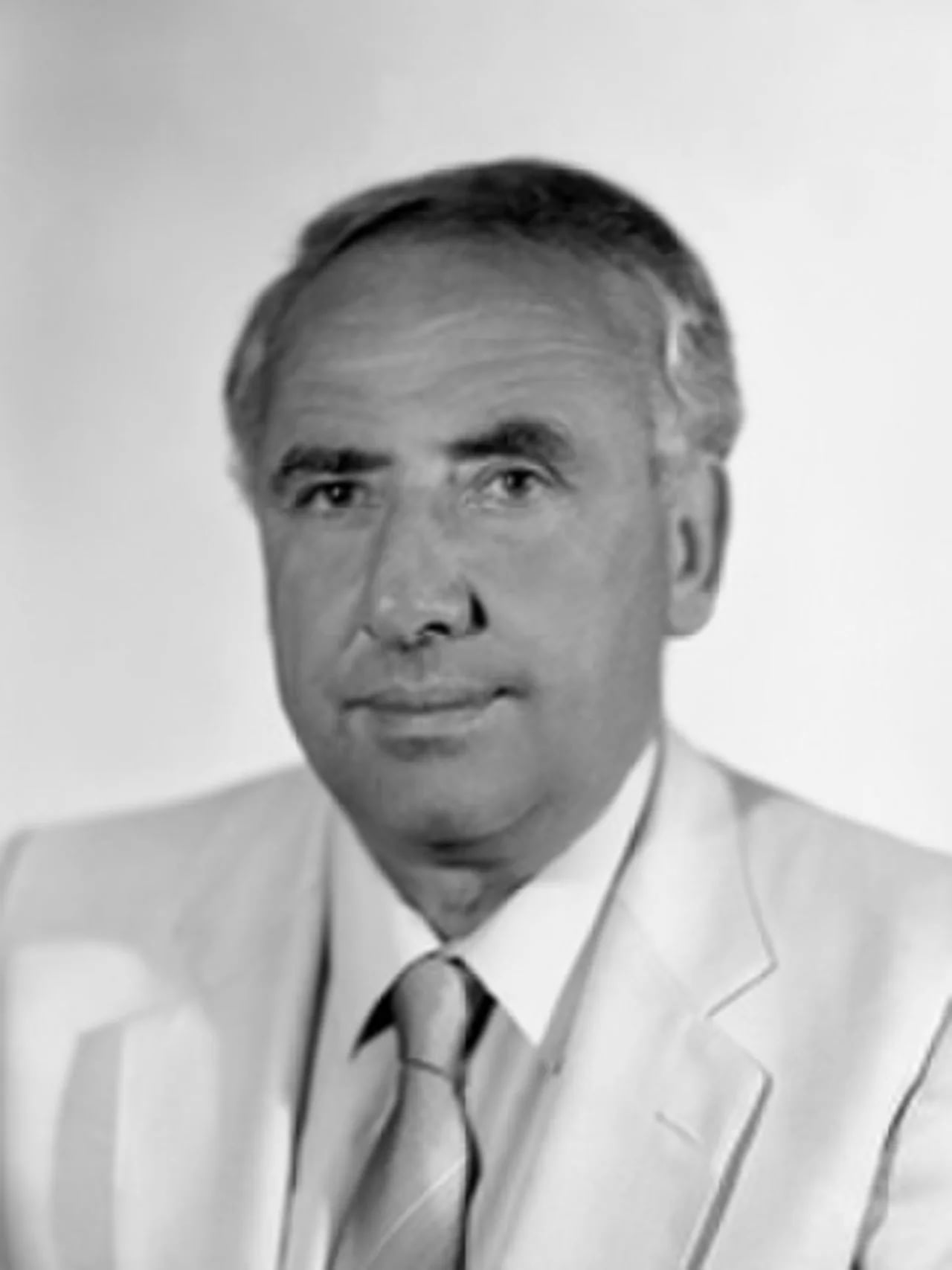 Portrait of Bruno Vella (1933–2021) – memorial page