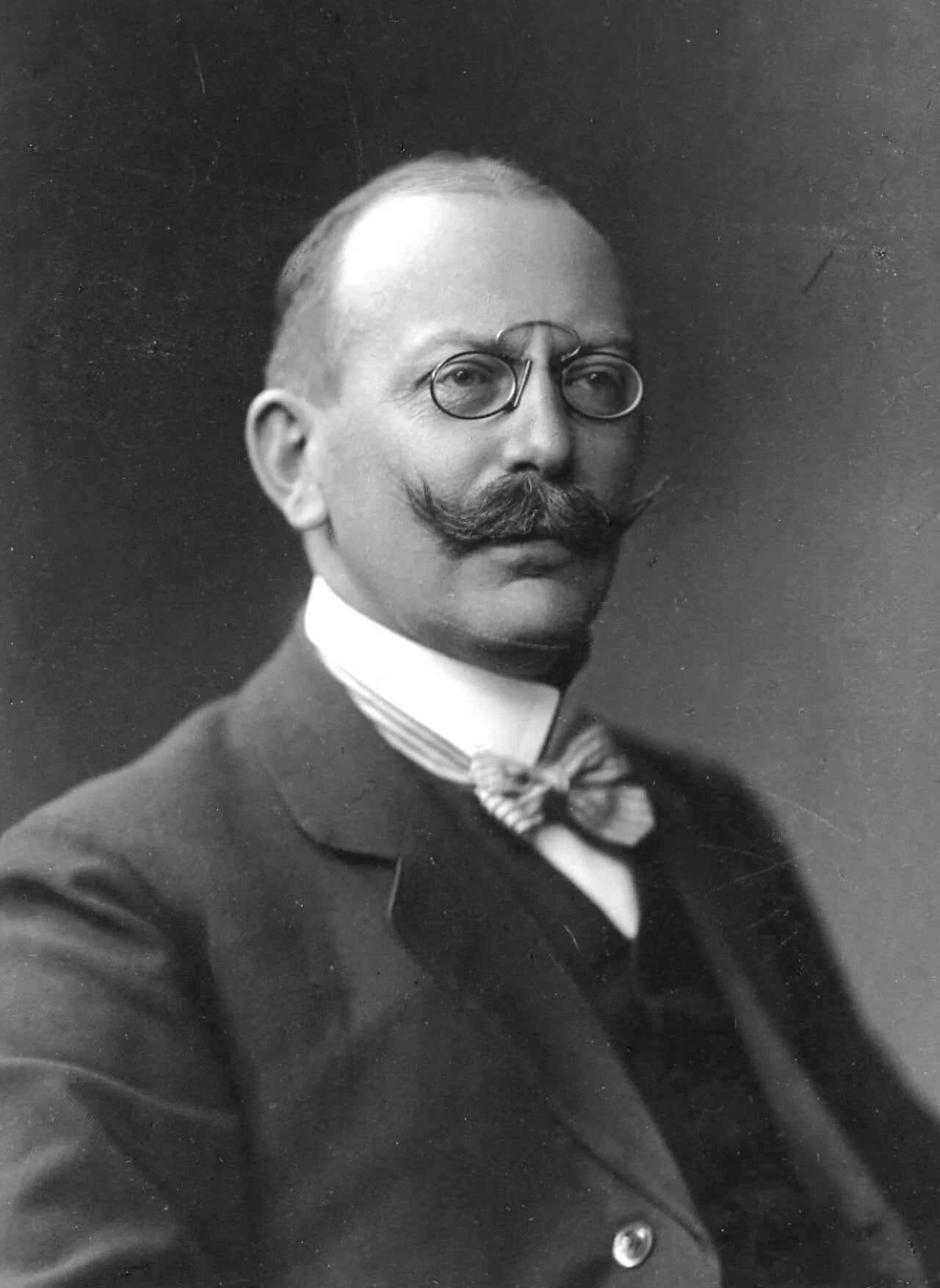 Porträt von Karl Albrecht (1859–1929) – Gedenkseite