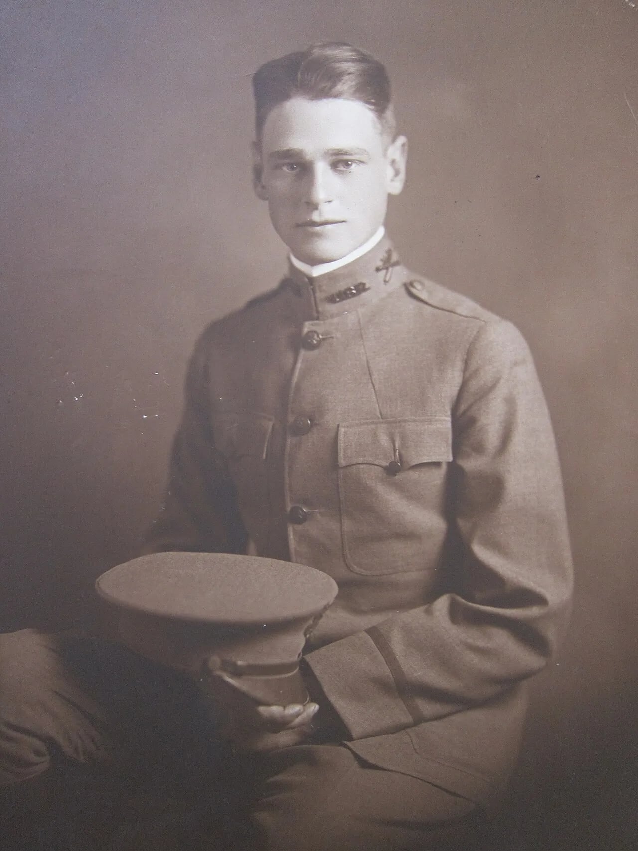 Porträt von Donald B. Fullerton (1892–1985) – Gedenkseite