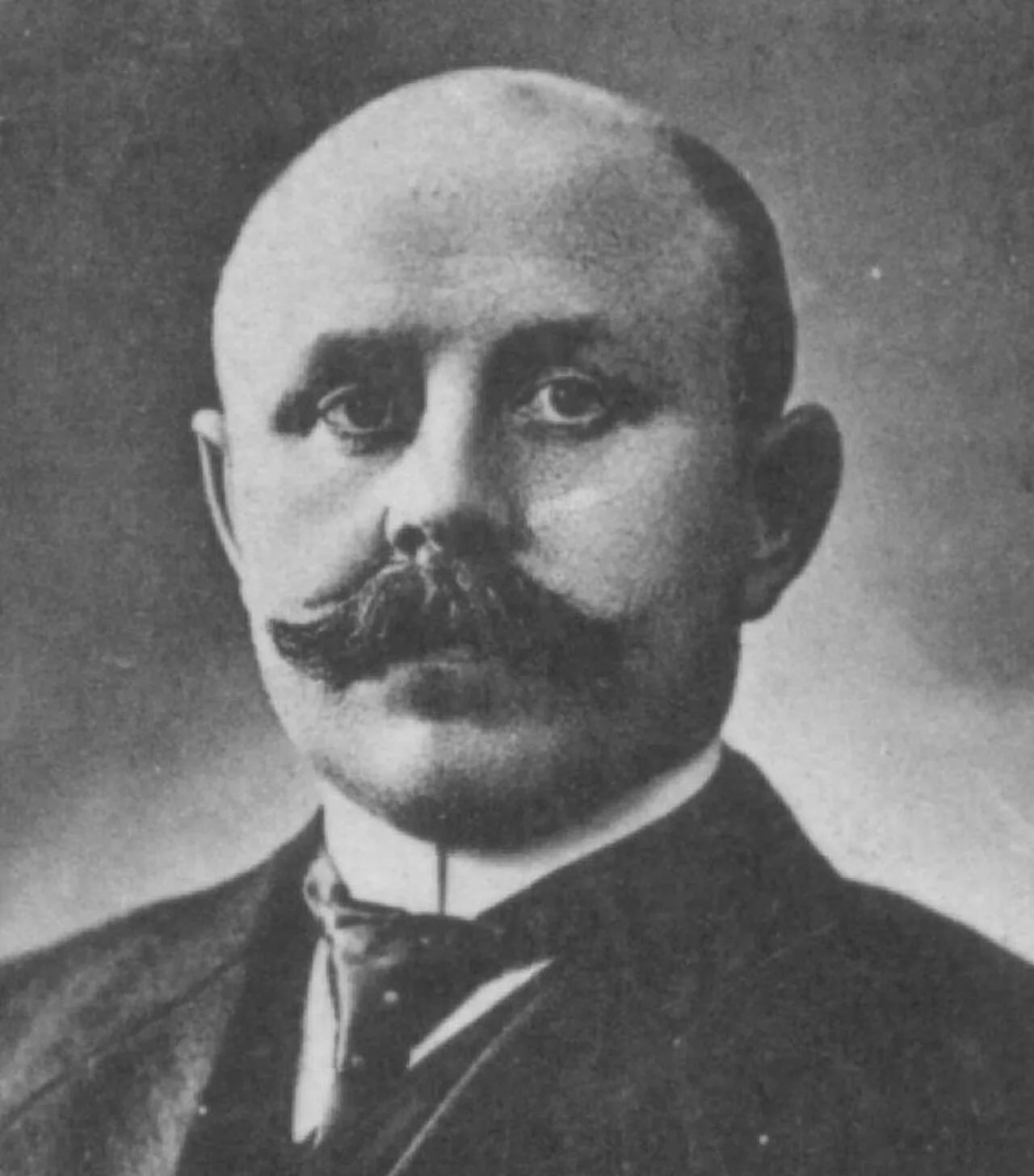 Portrait of Karl Heckmann (1874–1947) – memorial page