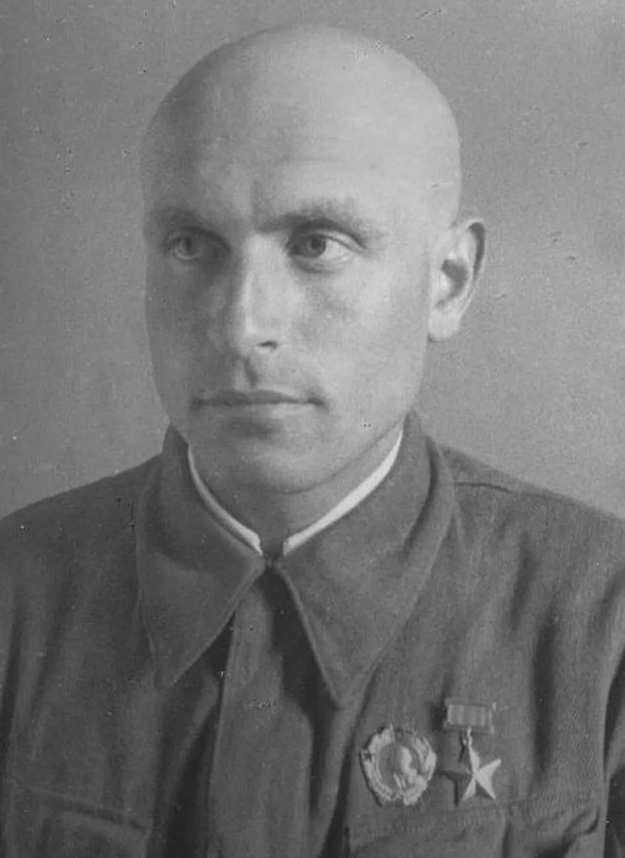 Porträt von Platon Tkachenko (1915–1944) – Gedenkseite