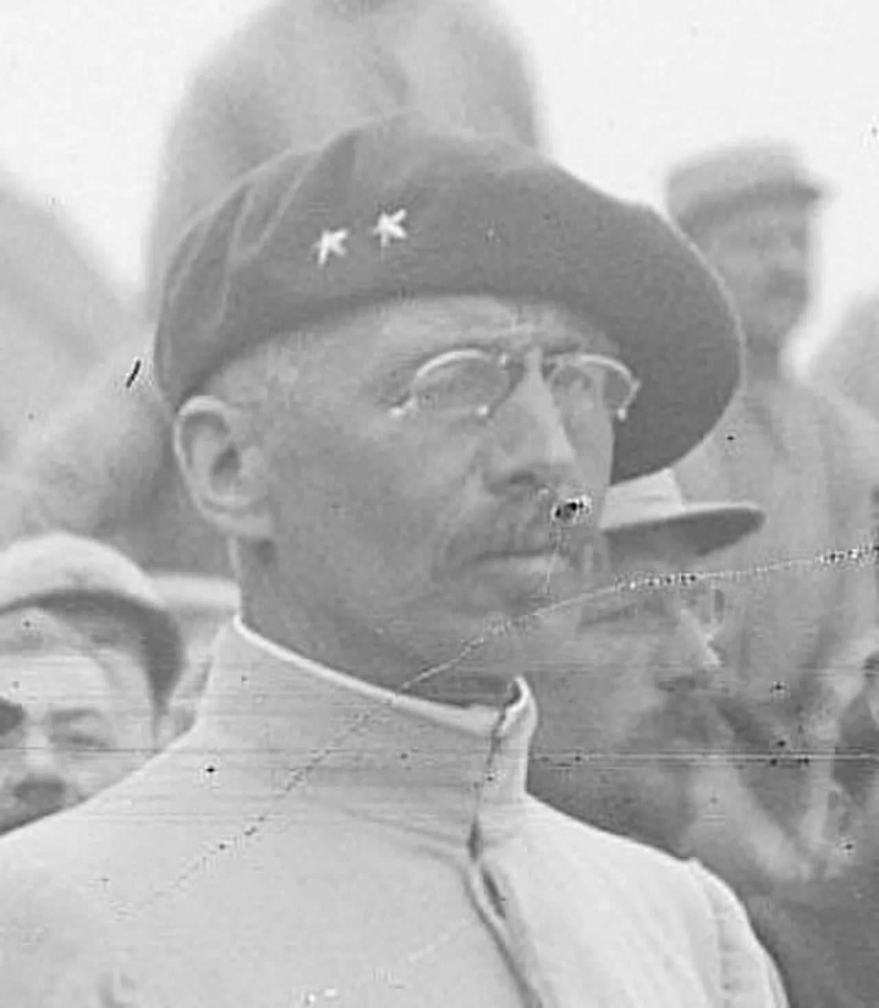 Porträt von Gaston d'Armau de Pouydraguin (1862–1949) – Gedenkseite