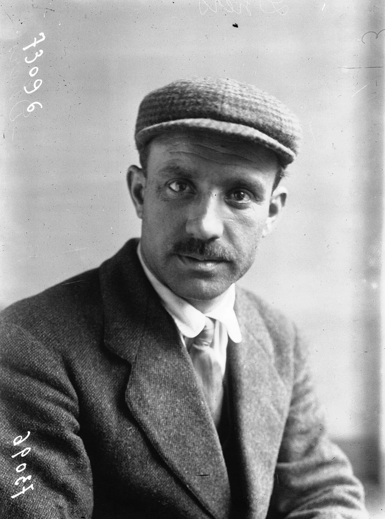 Portrait of Eugène Dhers (1891–1980) – memorial page