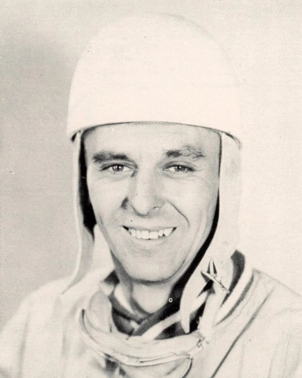 Portrait of Johnny Mantz (1918–1972) – memorial page