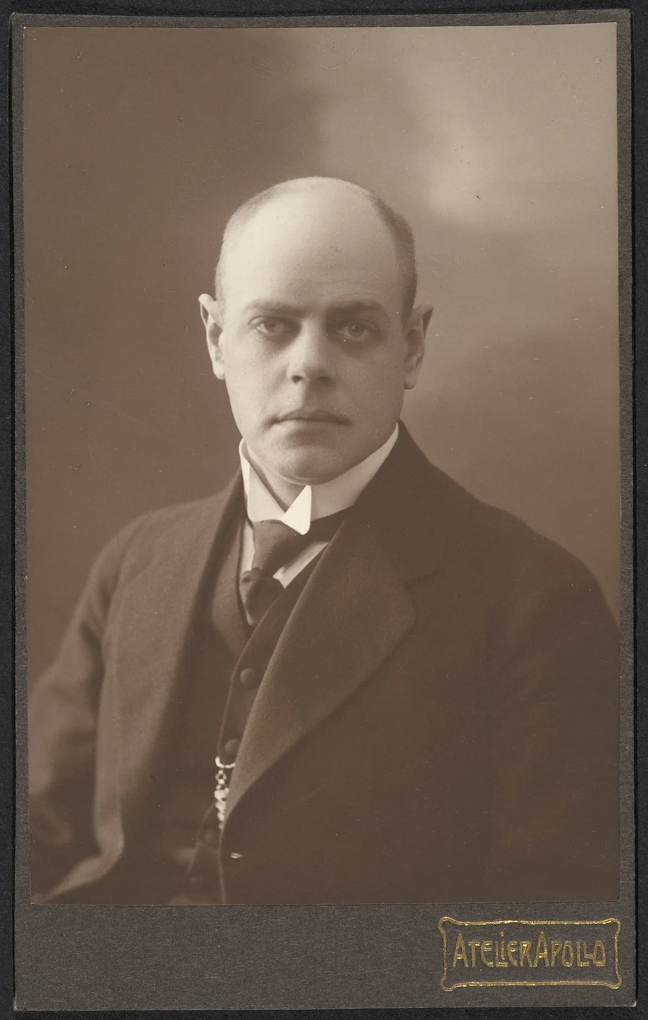 Portrait of Halvar von Fieandt (1879–1936) – memorial page
