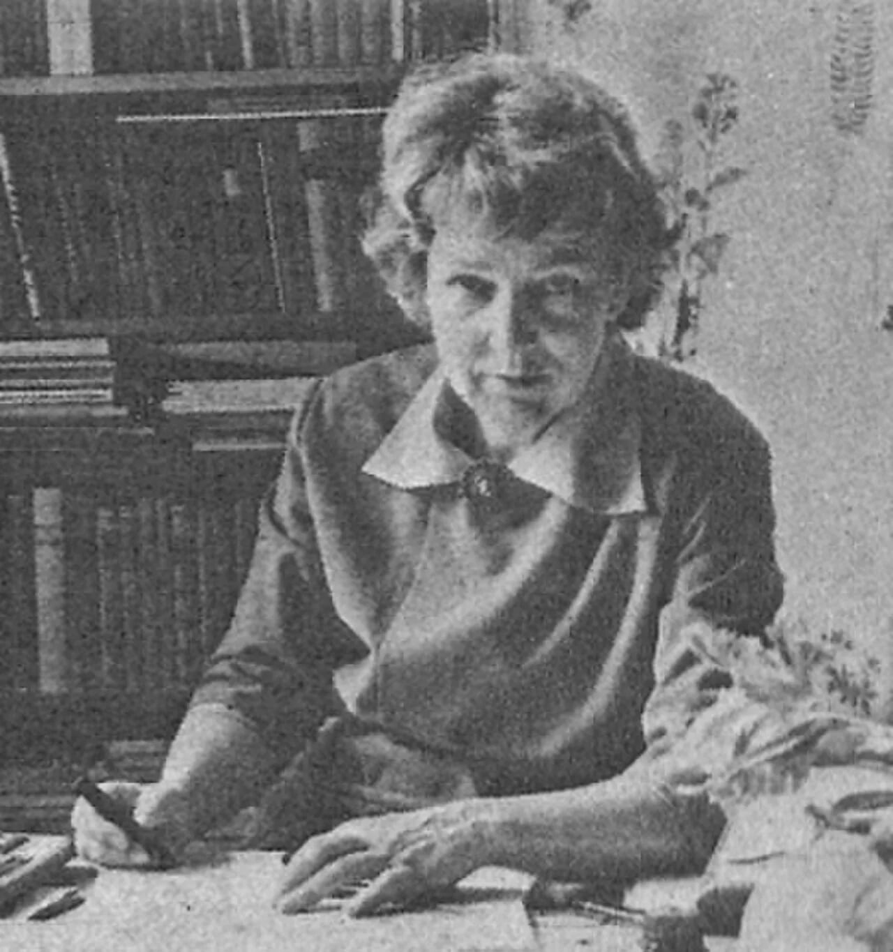 Portrait of Maija Karma (1914–1999) – memorial page