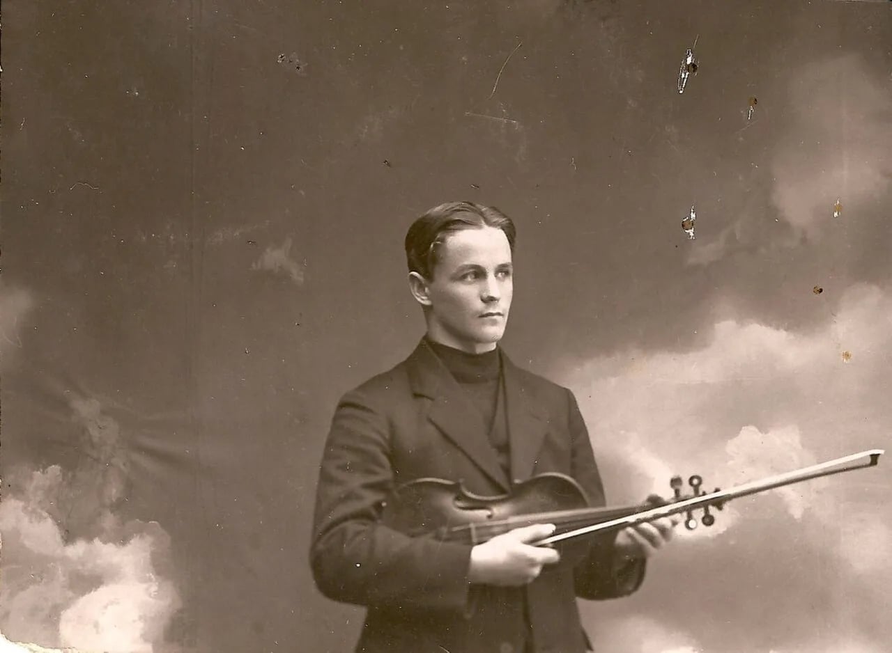 Portrait of Sam Sihvo (1892–1927) – memorial page