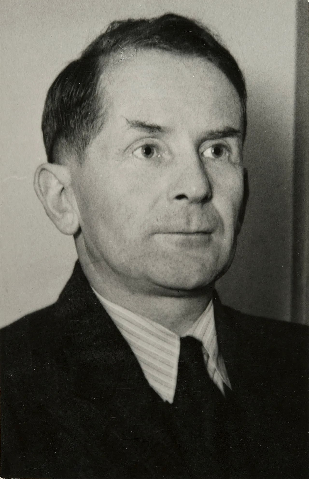 Portrait of Taavi Vilhula (1897–1976) – memorial page