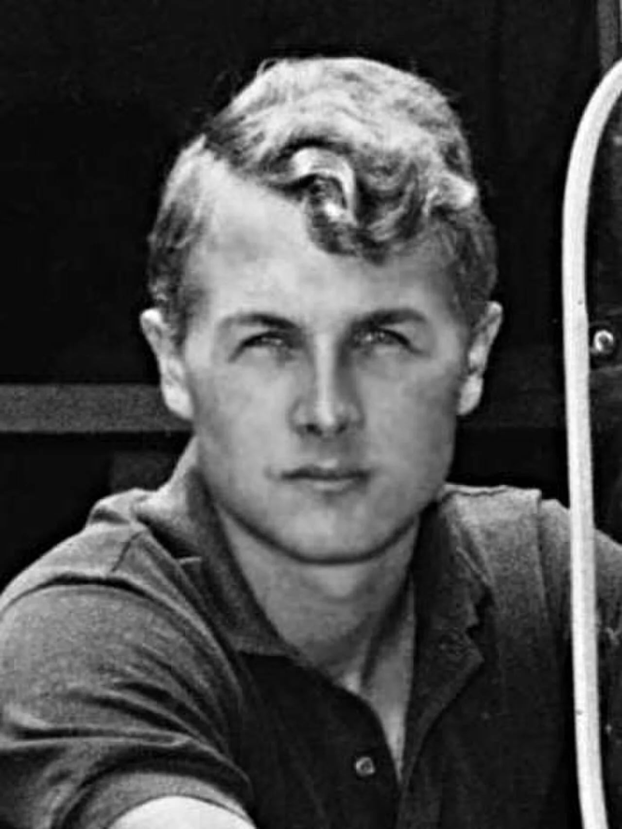 Porträt von John Hopkins (1938–2021) – Gedenkseite
