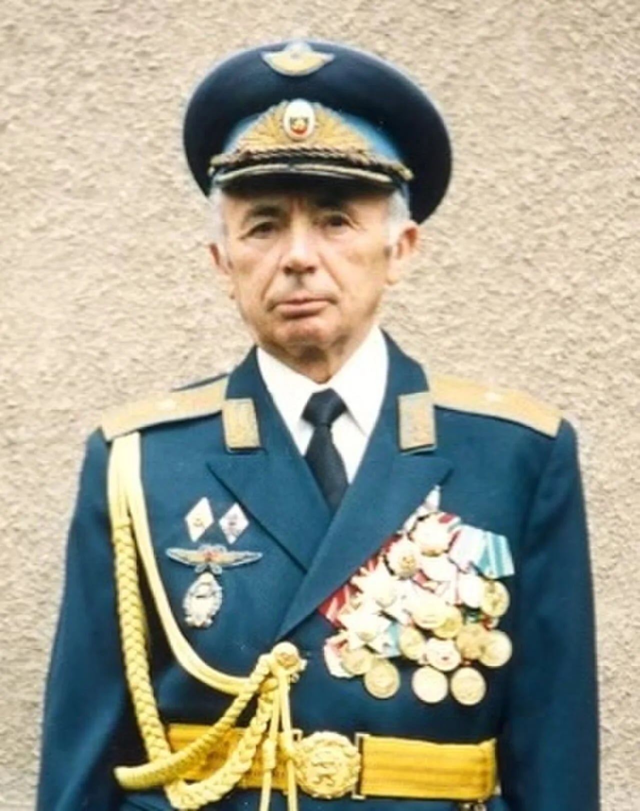 Porträt von Jordan Milanow (1924–2020) – Gedenkseite