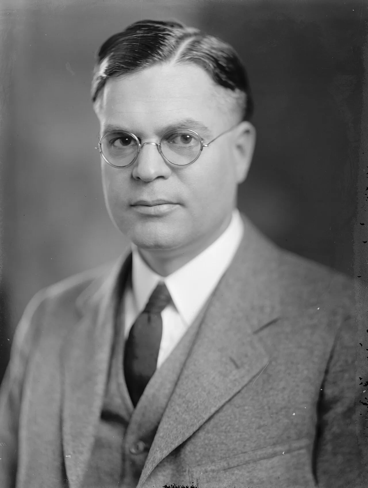 Portrait of Royal C. Johnson (1882–1939) – memorial page