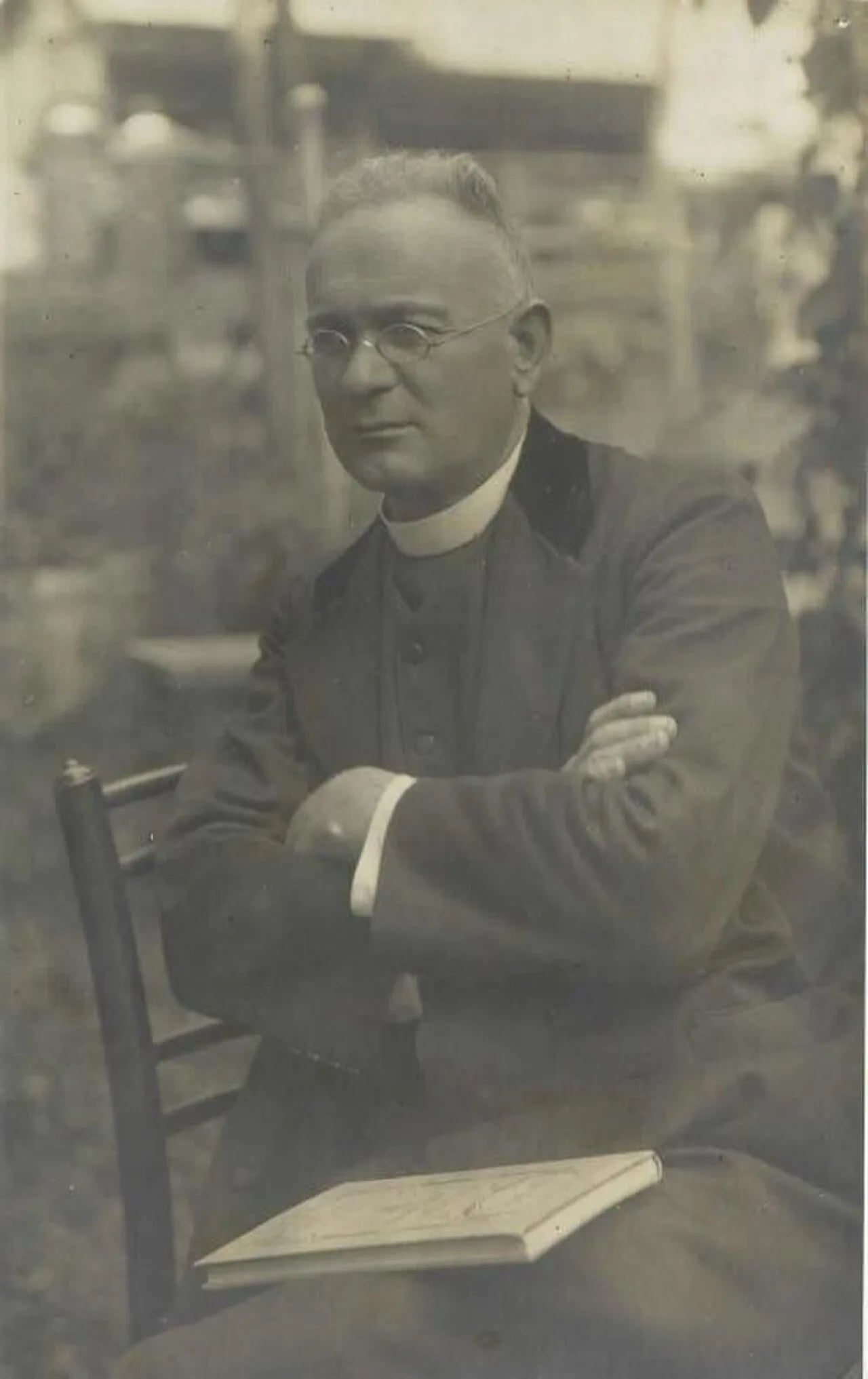 Portrait of Anton Hribar (1864–1953) – memorial page