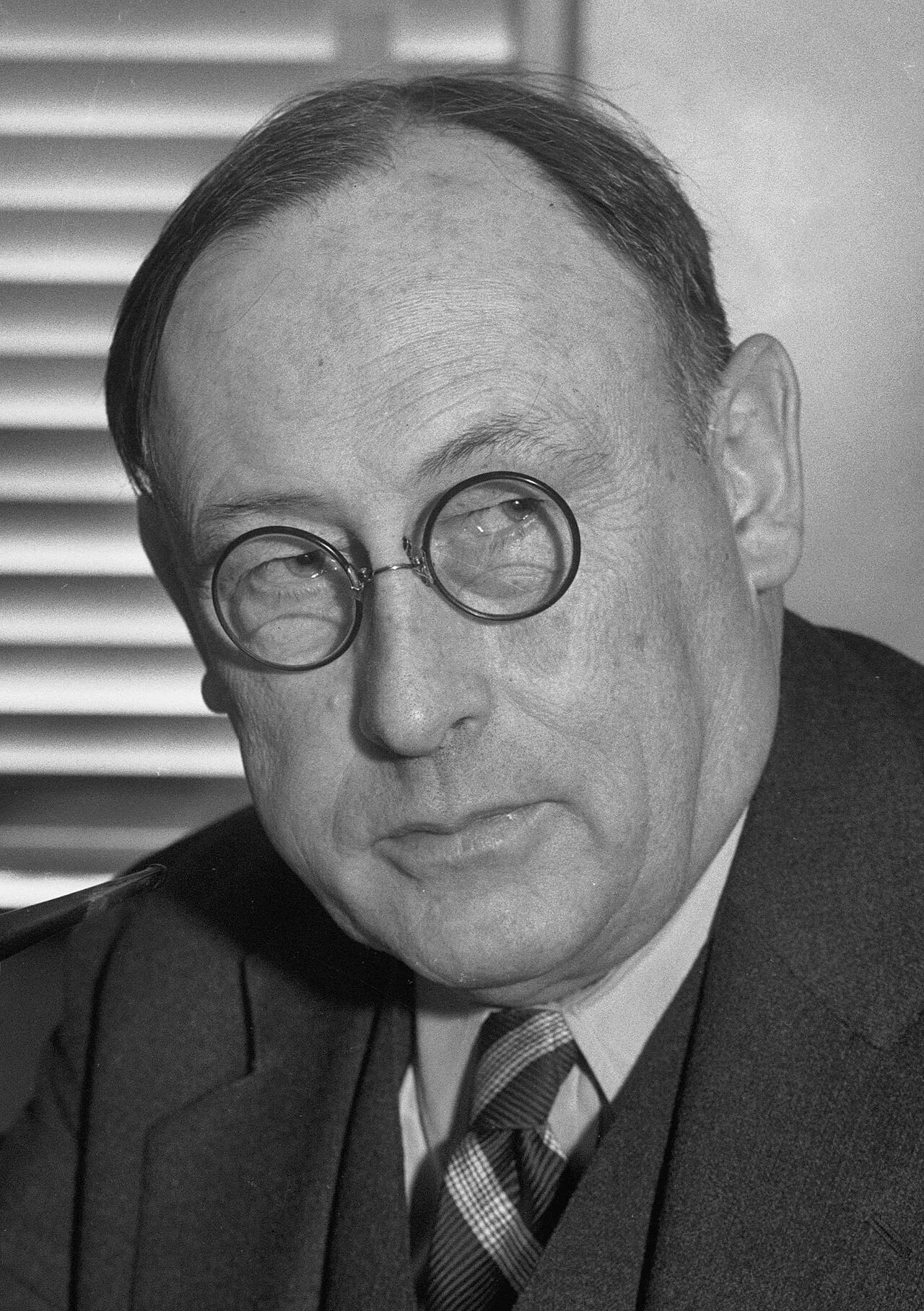 Portrait of Charles S. Burnell (1874–1949) – memorial page